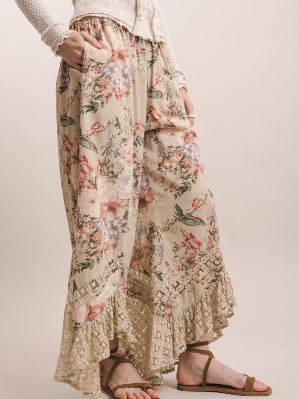 Bluevelvet Floral Print Stretchy Waist Lace Trim Wide Leg Pants - Picture 6 of 8